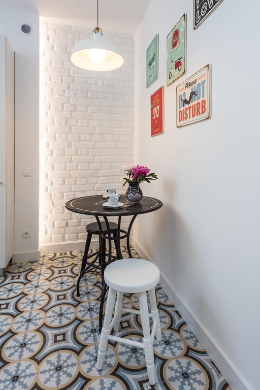 Baker Street Apartment Warsaw Room photo